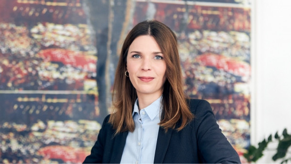 Carina Küffen – Direktorin beim M&A-Beratungshaus Saxenhammer